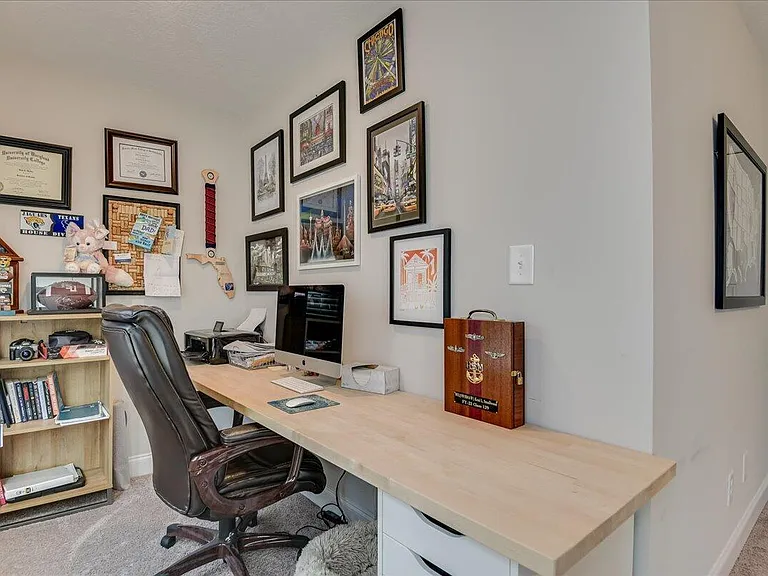 533 Fermoy Ln — Photo 37