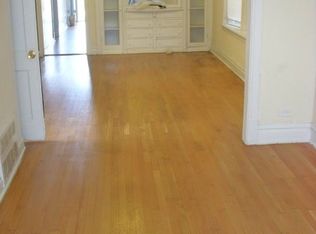 3040 W Irving Park Rd #2, Chicago, IL 60618