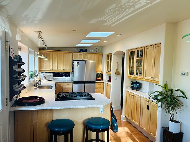 2702 W 29th Ave — Photo 3
