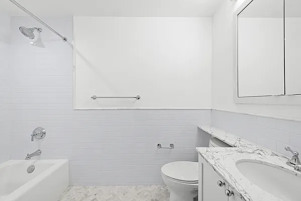 Rented by Compass | media 14