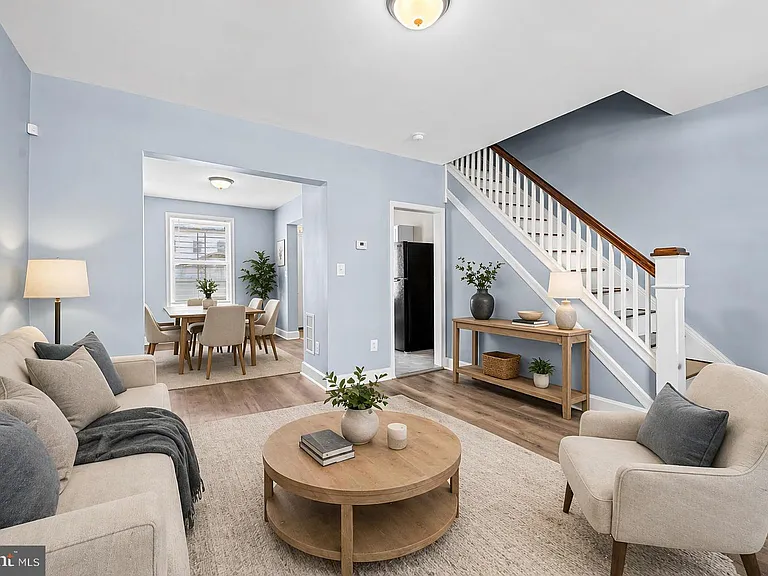 3339 Elmora Ave — Photo 3