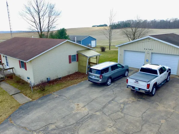 54760 Griffis Rd, Cassopolis, MI 49031