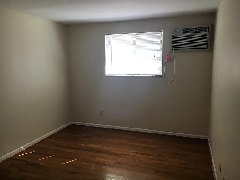 712-714 Riverview Dr — Photo 27
