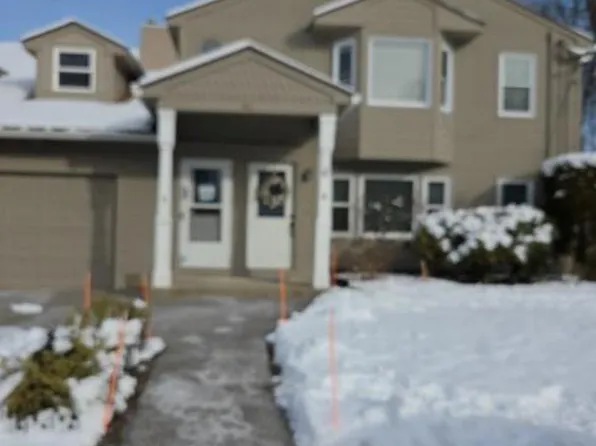 38 Stone Trl #D, North Providence, RI 02904