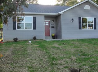 5148 Heege Rd, Saint Louis, MO 63123