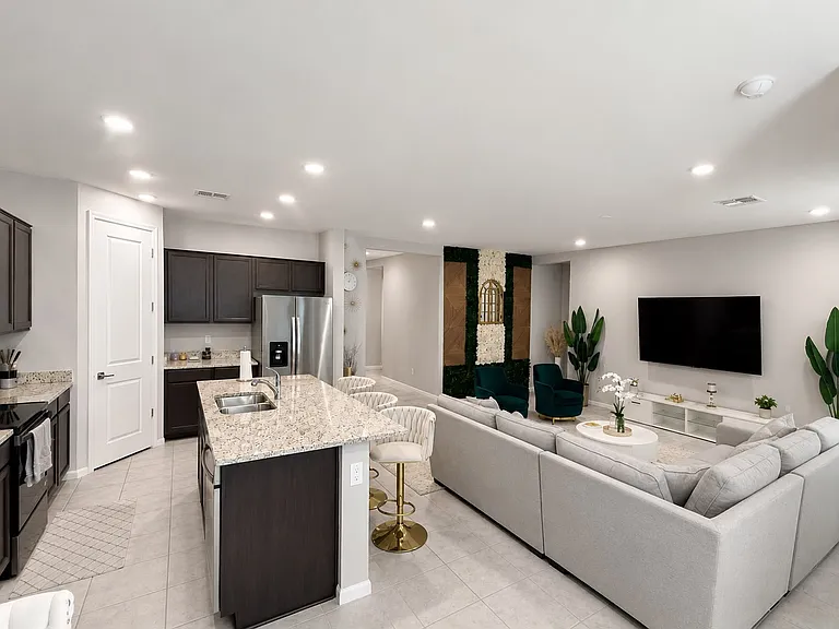 24510 W Hilton Ave — Photo 5