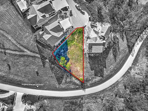 4th image of 16 Anchor Ln Lot 16