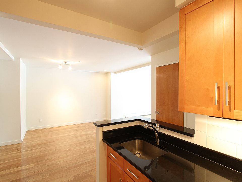 2nd image of 6 E 116th St APT 7C