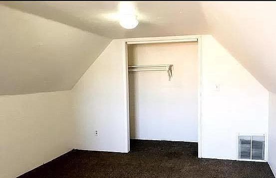 2nd image of 1403 Yosemite Dr #B