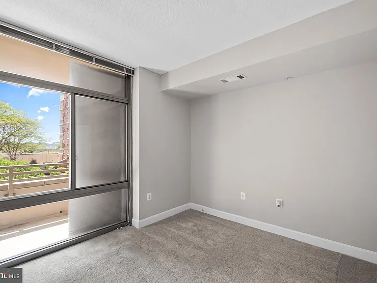 3600 Glebe Rd #330W — Photo 19