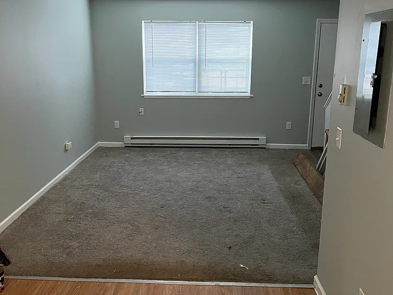 389 Mill Rock Rd #2 — Photo 5