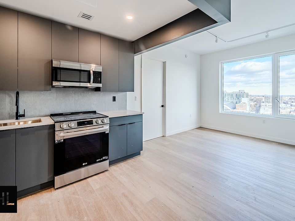 1st image of 931 Carroll St #1406