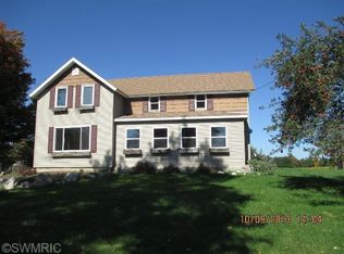 1235 E Beardslee Rd, Sheridan, MI 48884