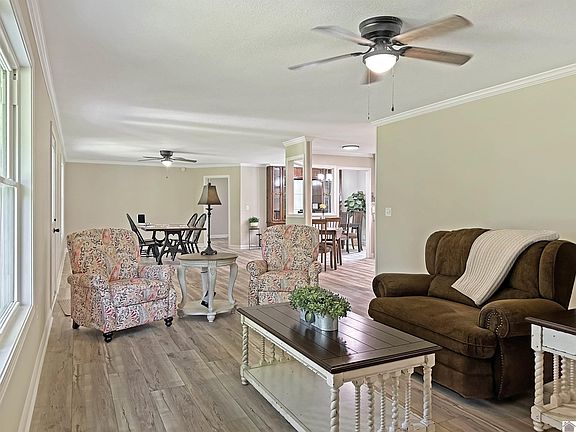 2nd image of 1819 Osborne Rd