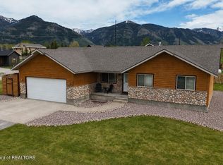 250 Brambleberry Dr, Star Valley Ranch, WY 83127
