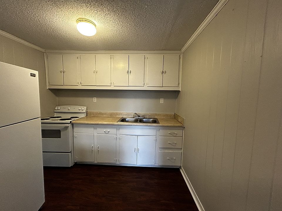 1st image of 4052 Homer St #2