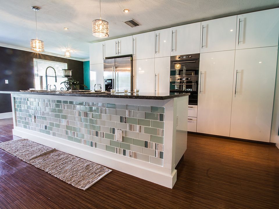 1st image of 1561 Cumberland Court