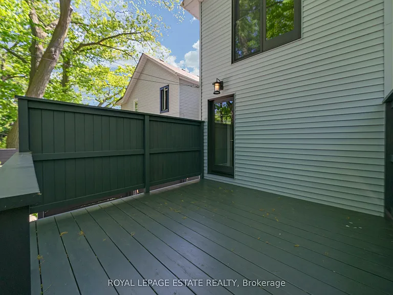 101 Silver Birch Ave — Photo 43