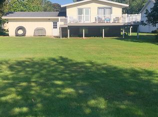 1504 S 15th St, Escanaba, MI 49829