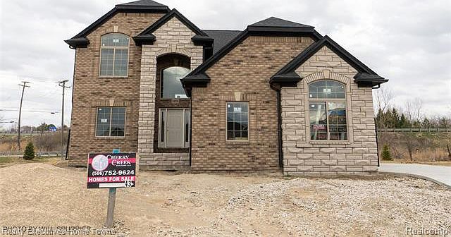 1st image of 54918 Deadwood Ln