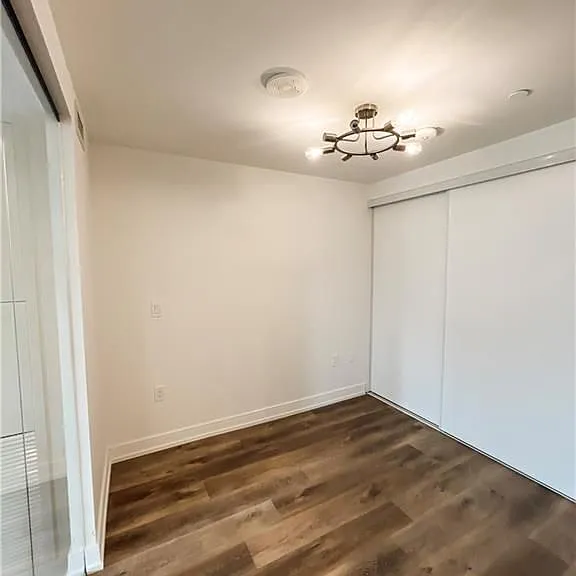 1 Jarvis St #905 — Photo 10
