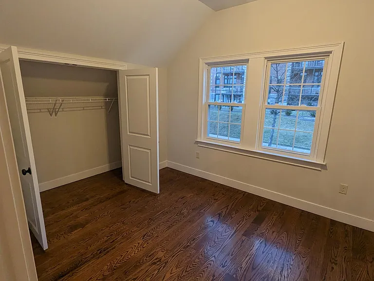 1110 Fairview Ave #6 — Photo 12