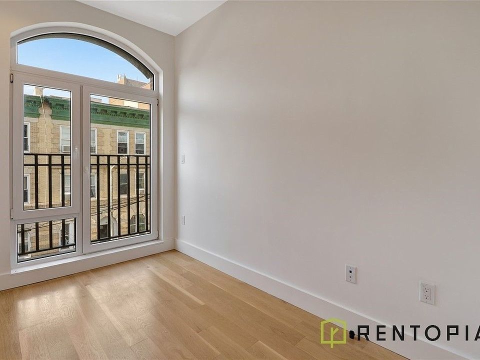 1st image of 54 Troutman St #106