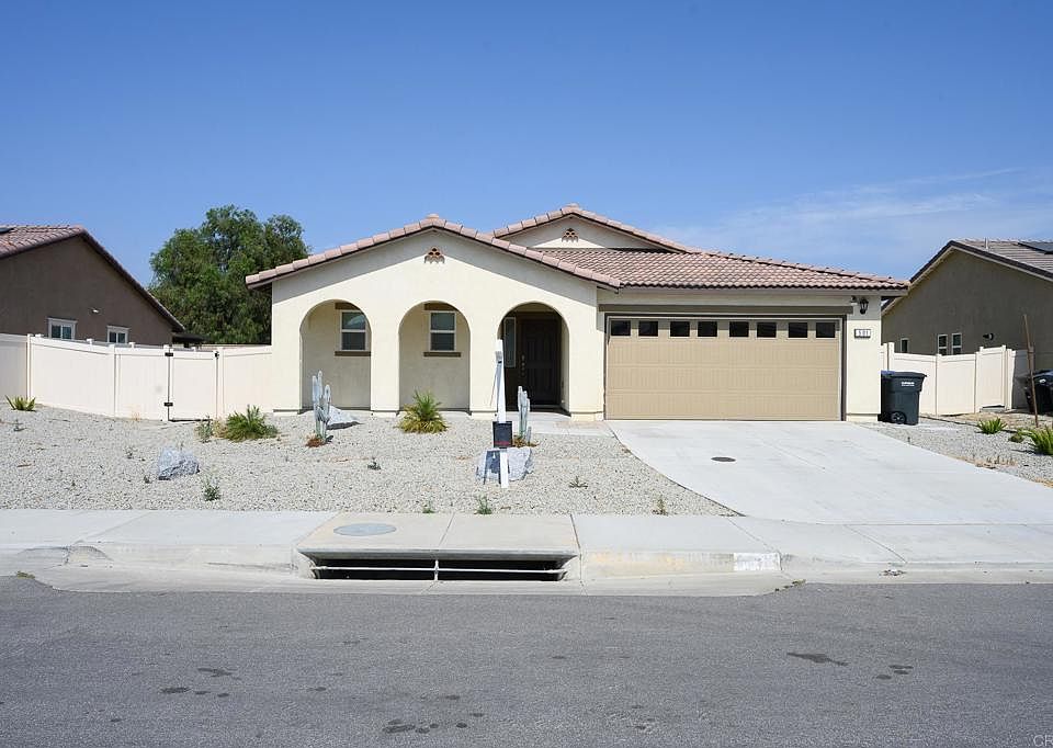 1st image of 501 Black Cherry St