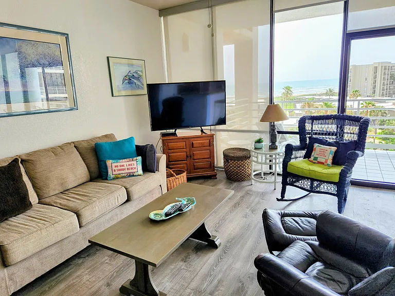 front door opens up to living area with great views of Gulf