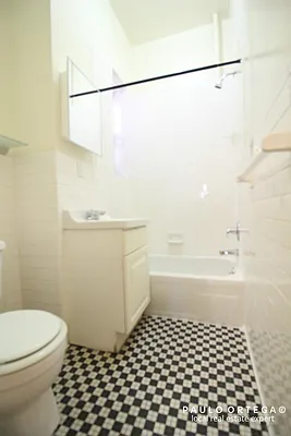 Rented by Keller Williams NYC | media 22