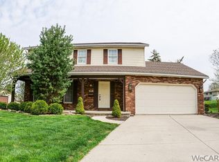 168 Foxfield Ct, Lima, OH 45804