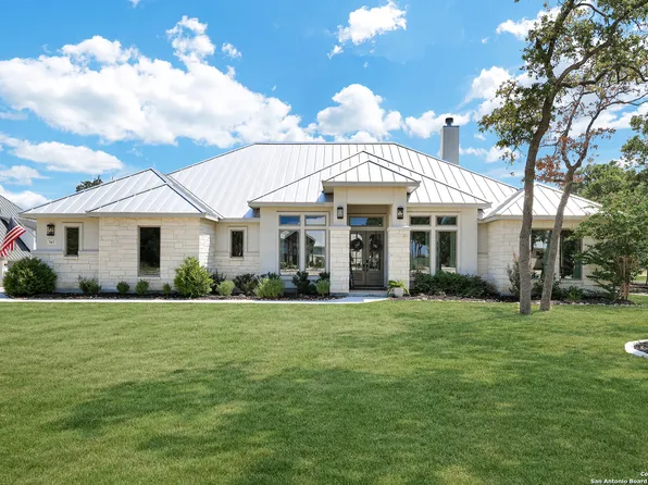 767 MAXIMINO RIDGE RD, Bulverde, TX 78163