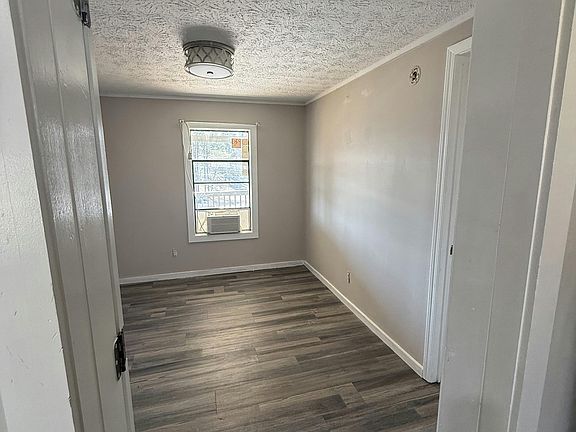 5th image of 3781 New Bridge Rd