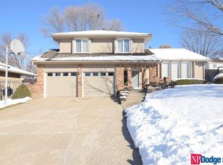 14914 Martha Cir, Omaha, NE 68144