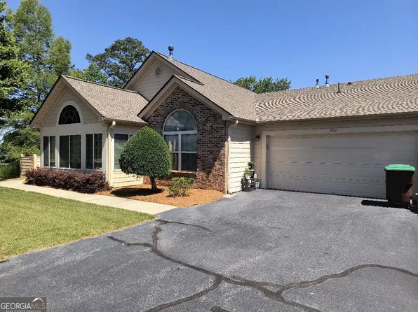 202 Silver Summit Dr SE, Conyers, GA 30094