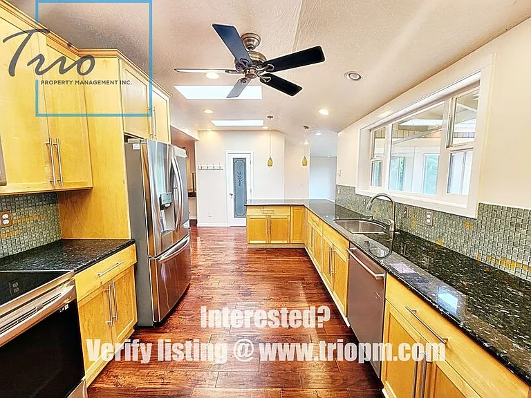 2035 W 29th Ave — Photo 4