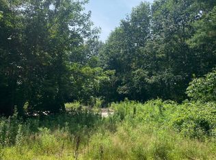 16 Perkins Dr, York, ME 03909