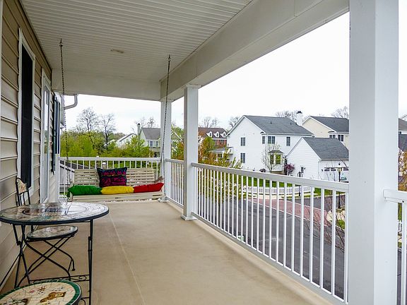 Enjoy sunsets Up. Deck