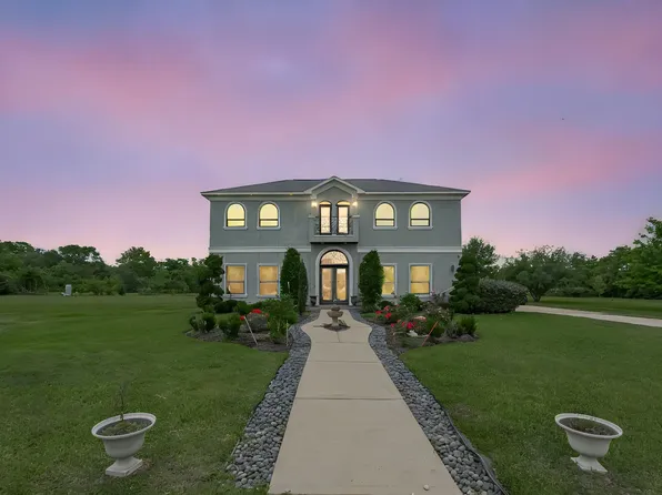 2602 Avenue L, Santa Fe, TX 77510