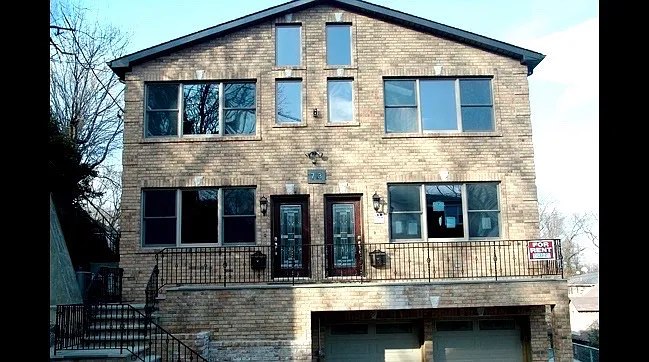 Building Photo 4