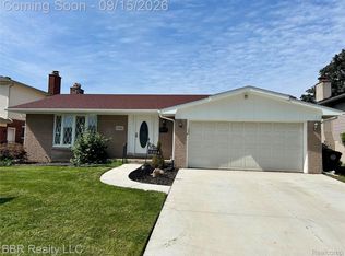 12334 Buckingham St, Southgate, MI 48195