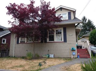 2352 N 58th St, Seattle, WA 98103