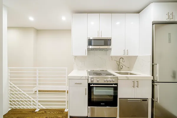 Rented by Douglas Elliman | media 8