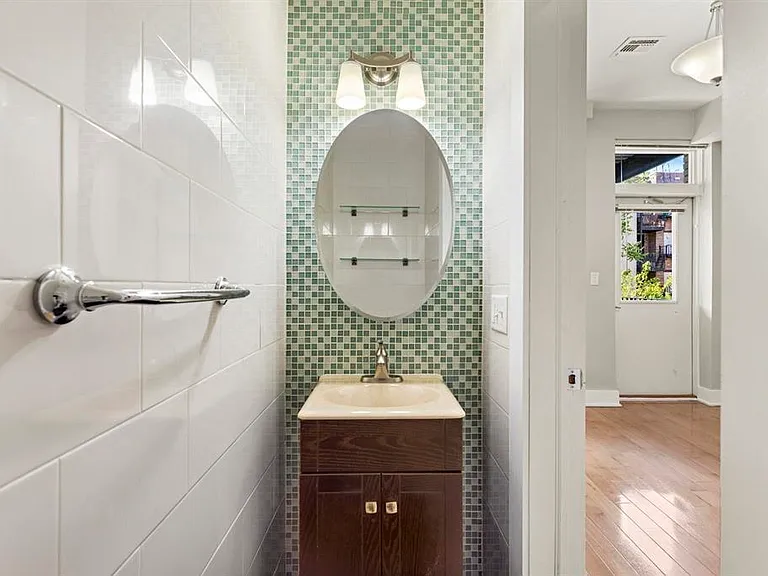 322 Grand St #3R — Photo 10