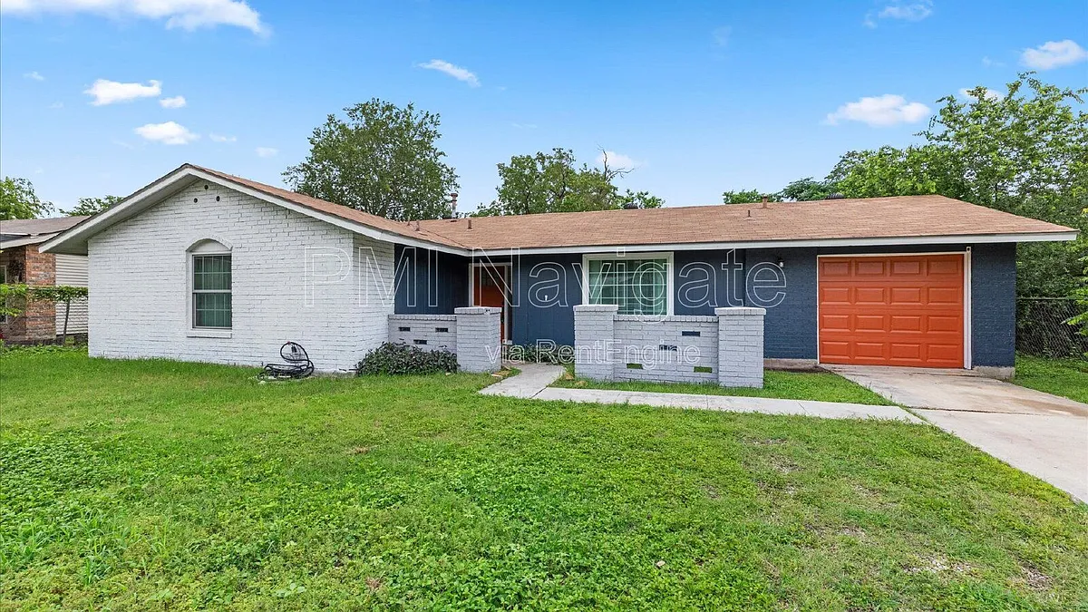 Building Photo - 7222 Glen Haven Dr
