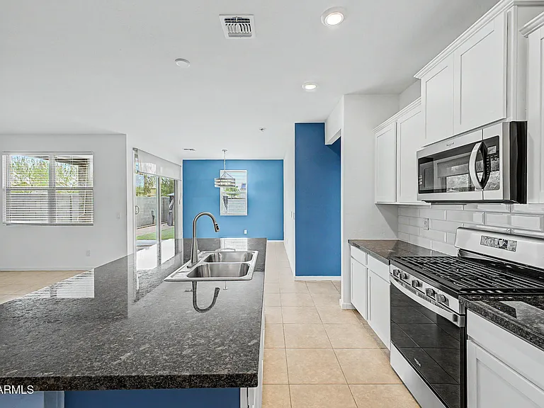 18368 W Puget Ave — Photo 12