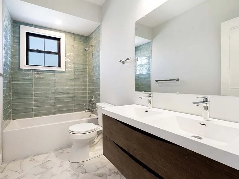 31 Monadnock St #1 — Photo 12