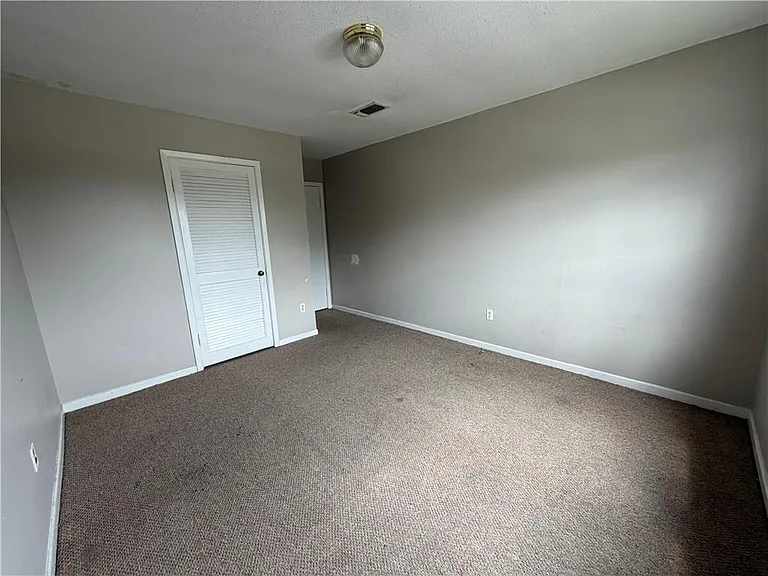 532 Oakwood Dr — Photo 8