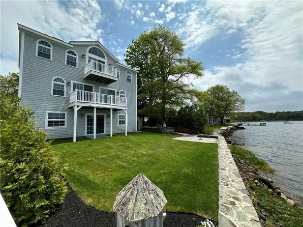 67 Lawrence Ct, Tiverton, RI 02878