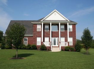 1079 Kacie Dr, Pleasant View, TN 37146